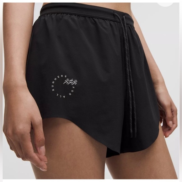 NWT Lululemon Run Crew Graphic Woven HR Shorts - Picture 8 of 10